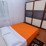 Apartman Ada